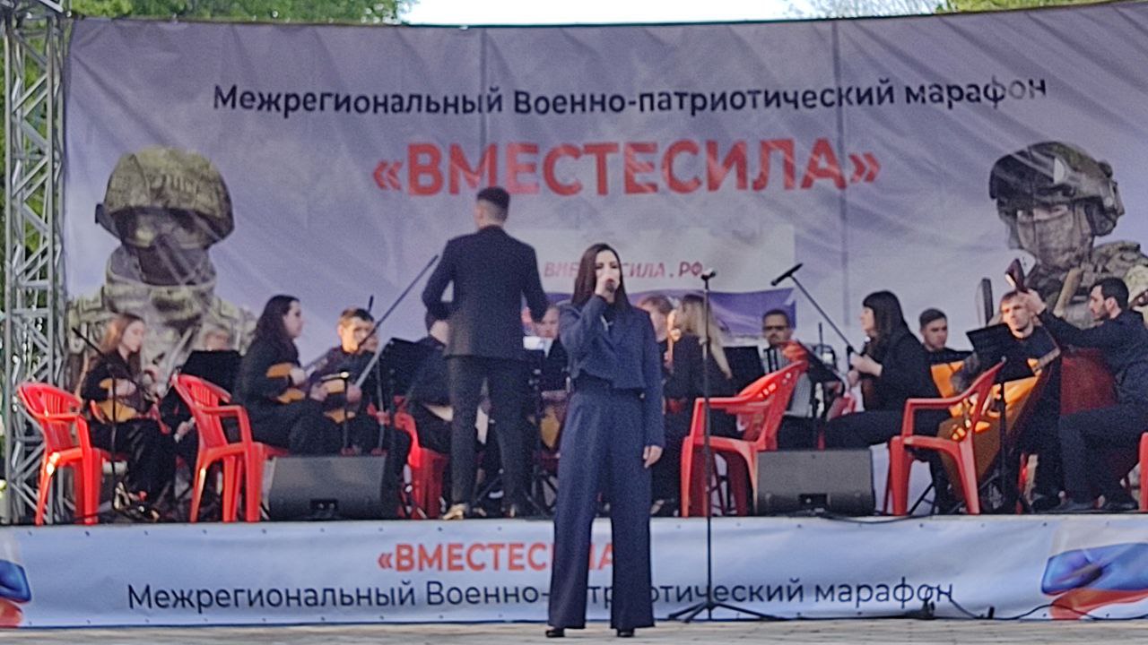 photo 5386311764746030702 y