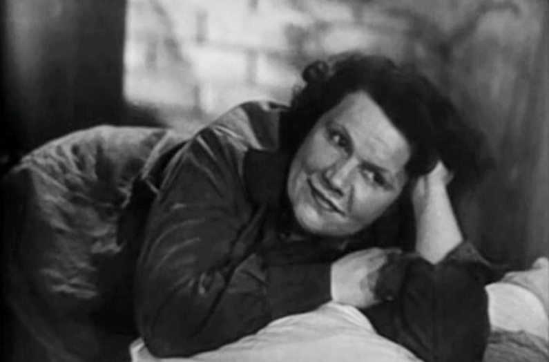 Нина Сазонова в фильме Северо западнее Берлина 1967. Кадр из фильма